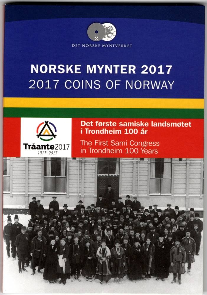 Settet inneholder årets 20-krone som Norges Bank utgir i forbindelse med 100-årsjubileet for det første samiske landsmøte i Trondheim i 1917.
I tillegg inneholder settet 5 kroner og års medalje 2017.
Opplag: Max 12.000.
